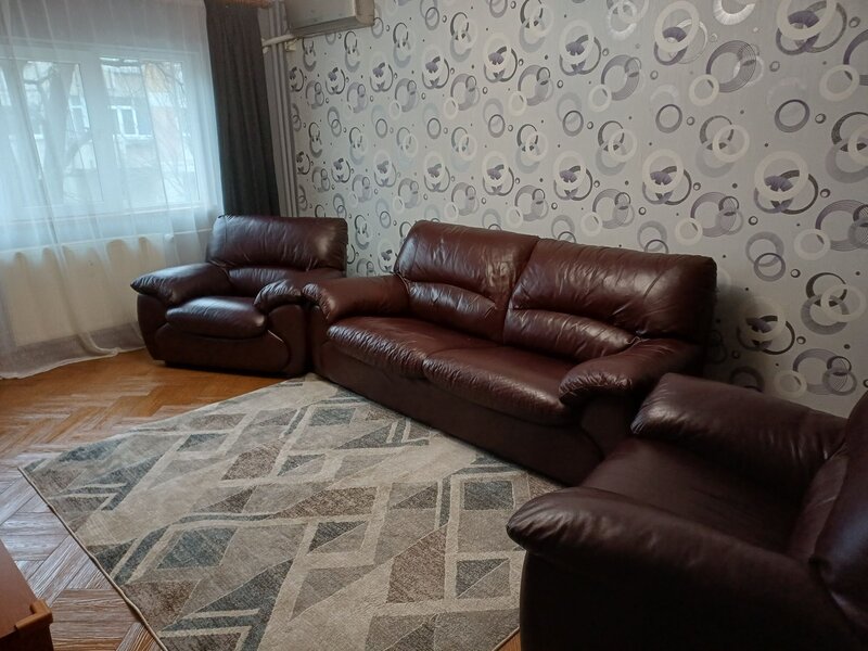 Gorjului Apartament cu 2 camere zona Apusului acces la Metrou Gorjului